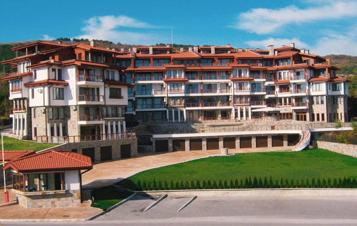 Апартамент За Гости Влади В Комплекс Garden Palace Balchik Exterior photo